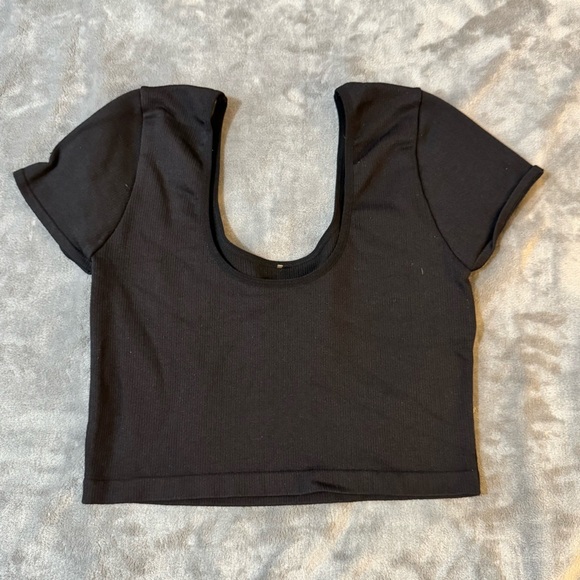 Dynamite Black Crop Top
#1261 - Picture 1 of 5